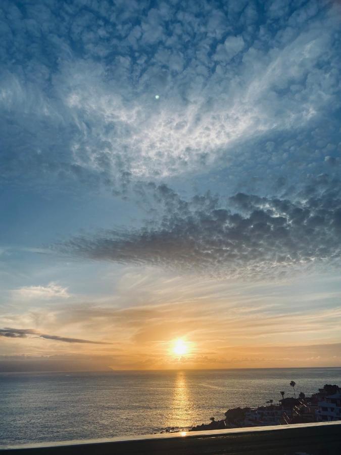 Look And Listen To The Ocean Like Never Before Пуерто де Сантяго Екстериор снимка